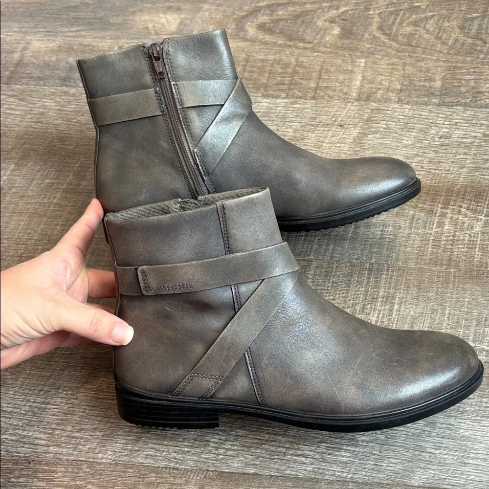 Ecco Touch 15 Ankle Booties Women's 37 (6-6.5) Warm Gray Booties